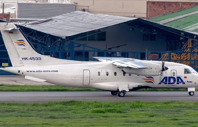 Dornier Do 328 de Aerolínea de Antioquia en el Aeropuerto Olaya Herrera de Medellín.