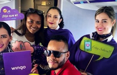 Propuesta de matrimonio en avión de Wingo.