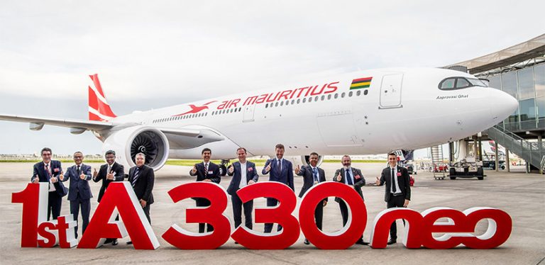 Entrega del primer Airbus A330neo de Air Mauritius.