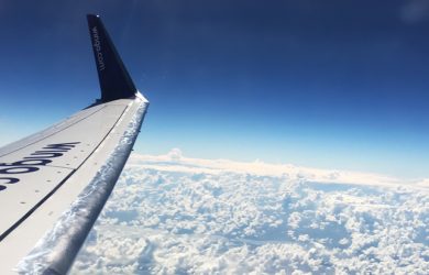 Boeing 737-700 de Wingo en vuelo entre Bogotá y Cancún.