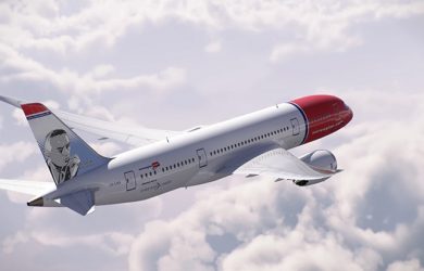 Boeing 787-9 de Norwegian con livery de Xul Solar.