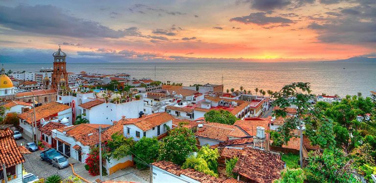 Puerto Vallarta en México, uno de los destinos recomendados por Copa Airlines.