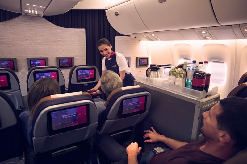 Nueva cabina Economy de LATAM Airlines en un Boeing 777-300.