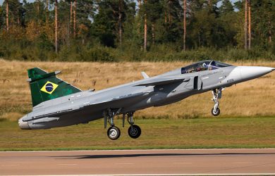 Primer vuelo del Gripen E de Brasil.