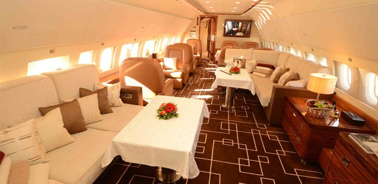 Interior del Airbus ACJ319 de MJet.