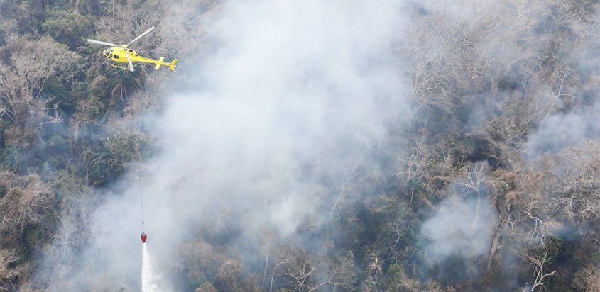 Helicópteros Airbus H215 en la extinción de incendios del Amazonas de Bolivia.