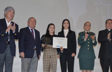 Reconocimiento a Avianca por labor en transporte de órganos.