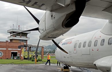 ATR 42-500 de EasyFly en el Aeropuerto La Nubia de Manizales.