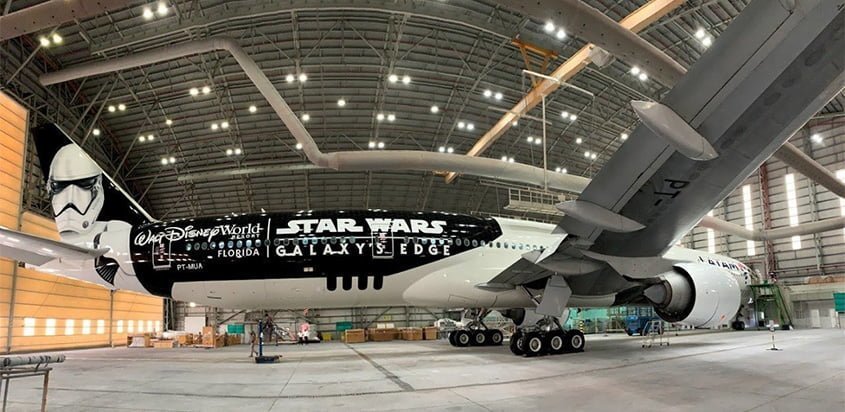 Boeing 777-300ER de LATAM Airlines con livery de Star Wars Galaxy's Edges