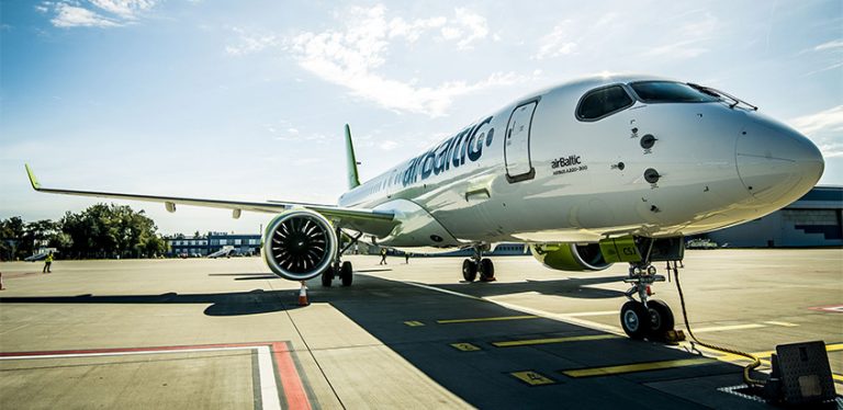 Airbus A220-300 de Air Baltic.