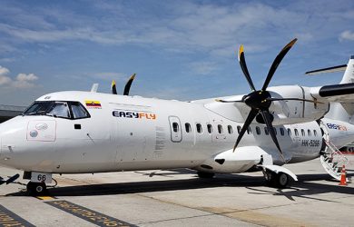 ATR 42 de EasyFly en el TPA de Bogotá.