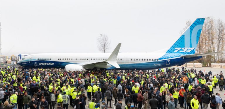 Boeing Presentó Su Primer 737 MAX 10 En Ceremonia Privada | Volavi