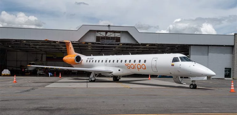 Embraer 145 (HK-5229) de SARPA en Bogotá.