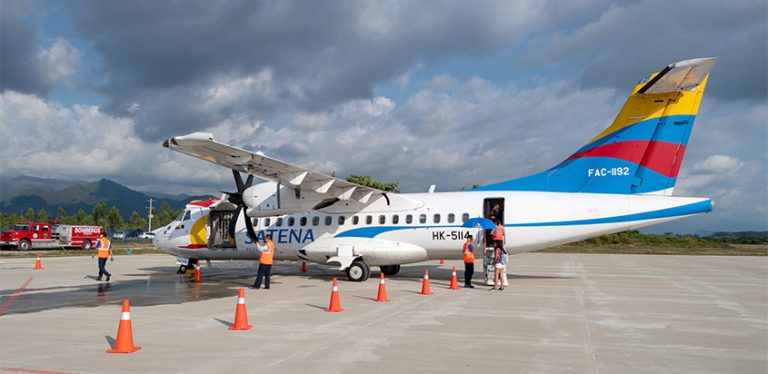 ATR 42-600 de Satena en el Aeropuerto Hacaritama de Aguachica, Cesar.