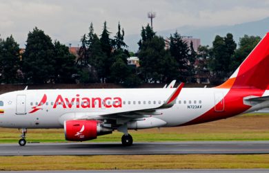 Airbus A319 de Avianca en rodaje en Bogotá.