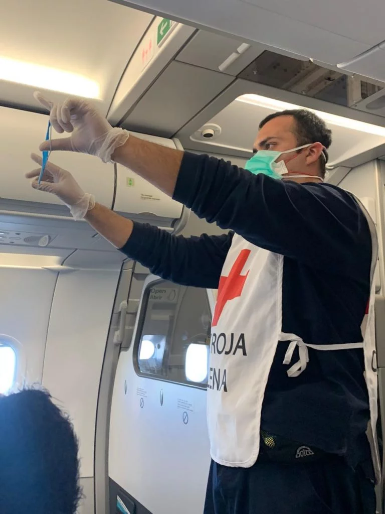 Charla de la Cruz Roja en vuelo de JetSmart.