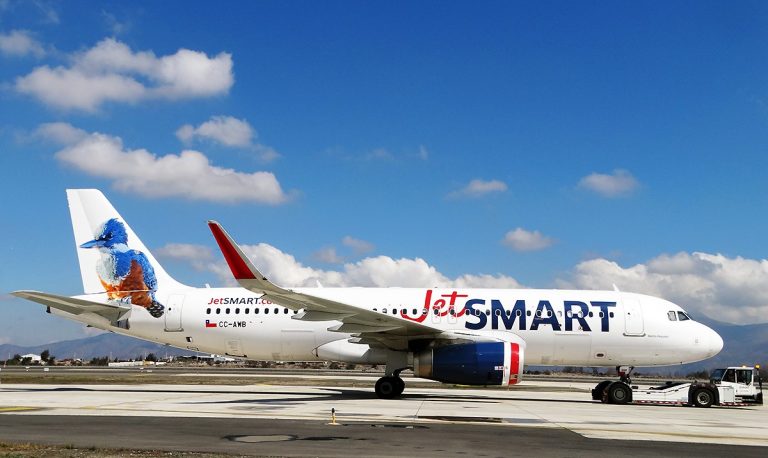 Airbus A320neo de JetSmart - Martín Pescador.