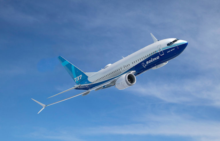 Boeing 737 MAX 7.