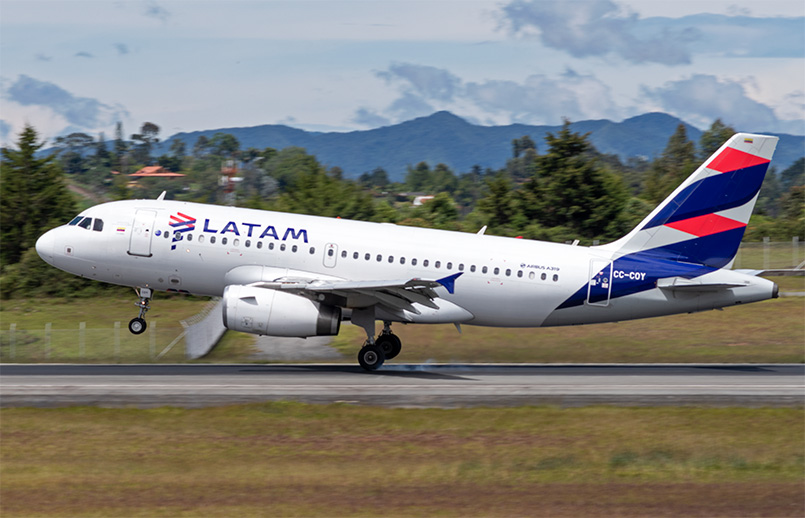 Airbus A319 de LATAM Airlines Colombia.