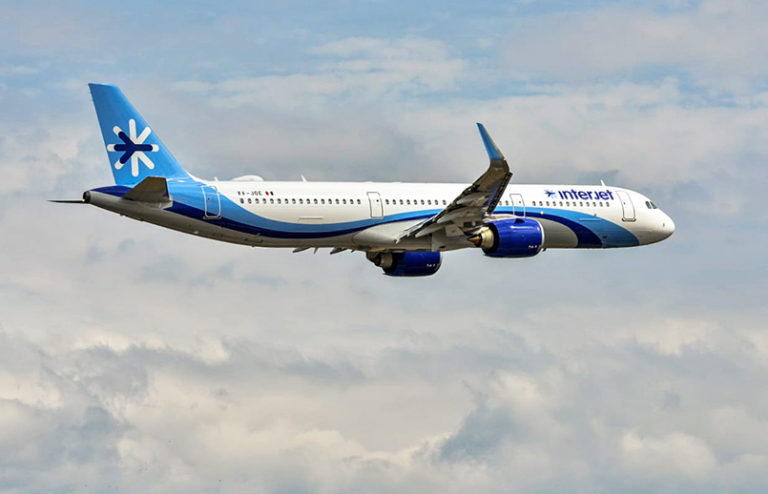 Airbus A321neo de Interjet en vuelo.