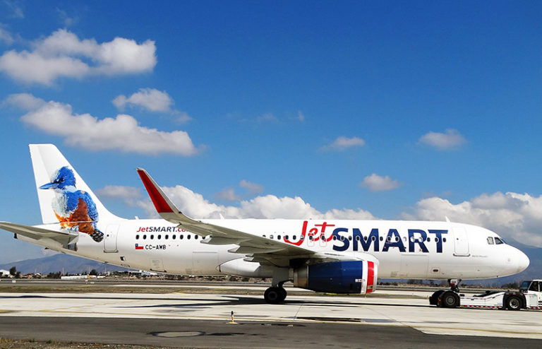 Airbus A320 de JetSmart "Martín Pescador".