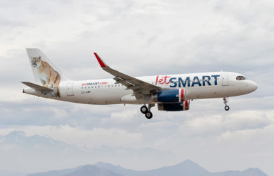 Airbus A320 de JetSmart aterrizando.