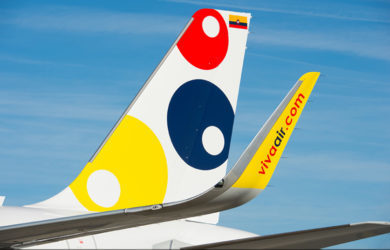 Empenaje de un Airbus A320 de Viva Air.