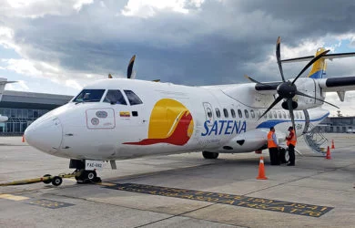 ATR 42-600 de SATENA en el Terminal Puente Aéreo.