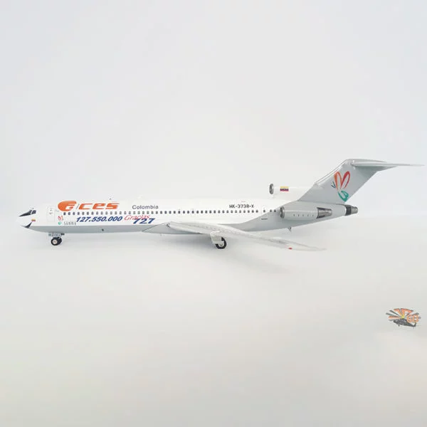Modelo Aces Boeing 727-200 de Alianza Summa en escala 1:200.