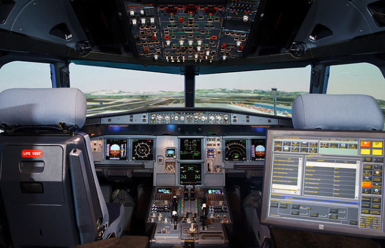 Simulador de A320 FFS de GTA en Madrid.