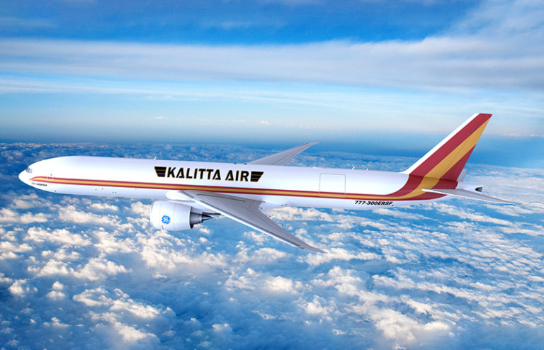 Prototipo del Boeing 777-300ERSF de Kalitta Air.