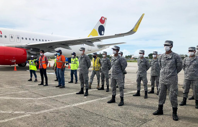 Transporte de ayuda humanitaria por parte de Viva Air a San Andrés.