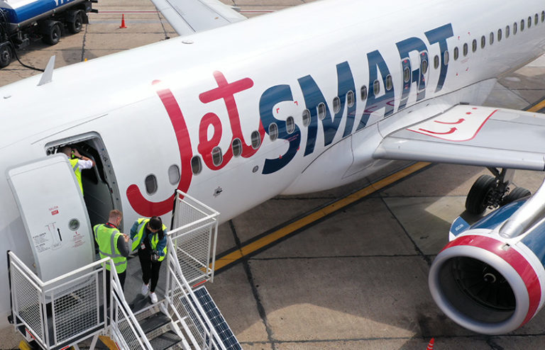 Airbus A320 de JetSmart en tierra.