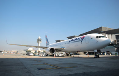 Boeing 767-300 de LATAM Airlines en Guarulhos.