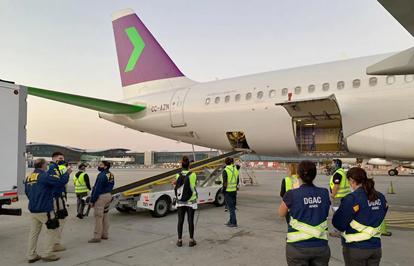Transporte de vacunas contra COVID-19 en un Airbus A320neo de SKY.