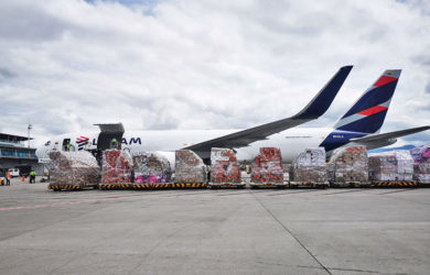 Transporte de flores por San Valentín 2021 de LATAM Cargo.