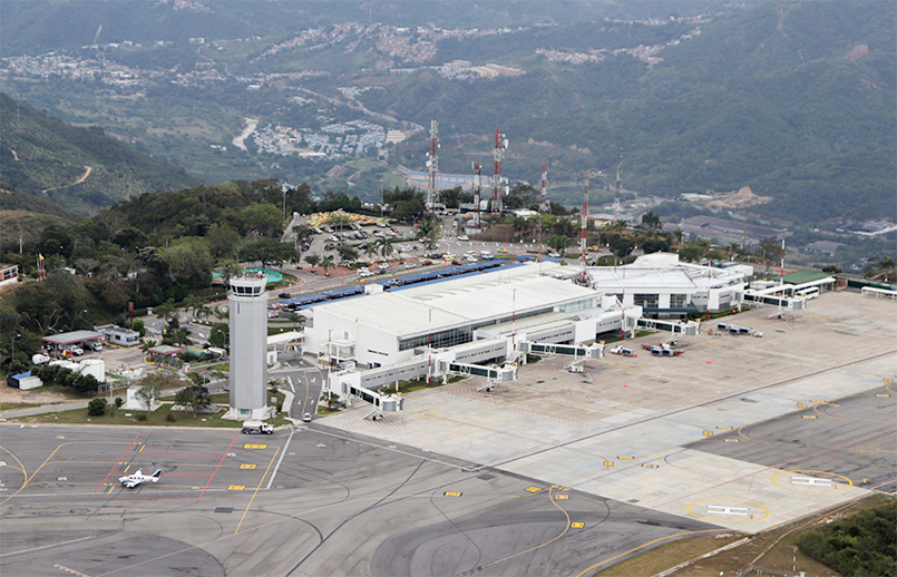Vista aérea del Aeropuerto Palonegro de Bucaramanga.