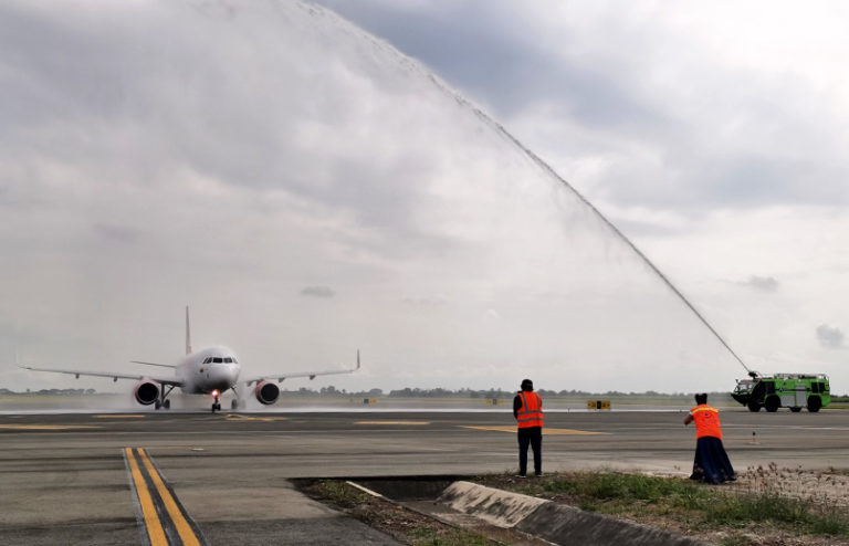Airbus A320neo de Avianca en su vuelo inaugural a Orlando desde Cali.