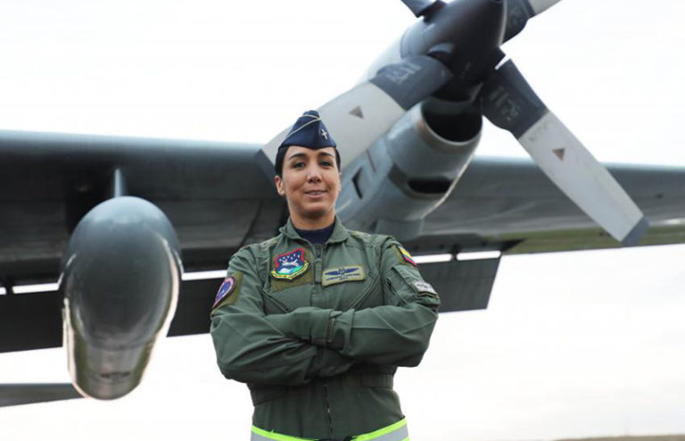 Andrea Silvana Díaz Bohórquez, teniente coronel al mando del Hércules C-130 de la FAC.