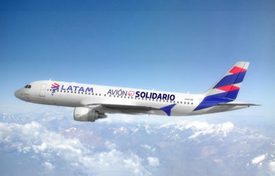 Avión solidario de LATAM Airlines.