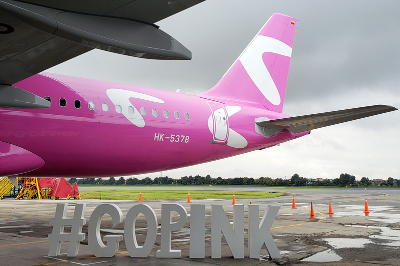 Airbus A320neo rosa de Viva Air "Go Pink".