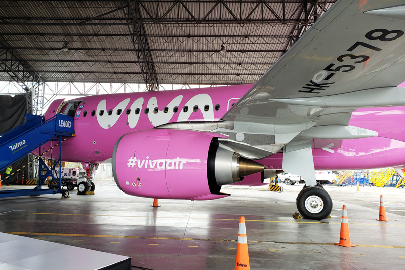 Airbus A320neo rosa de Viva Air "Go Pink".