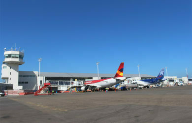 Vista aérea del Aeropuerto Simón Bolívar de Santa Marta.