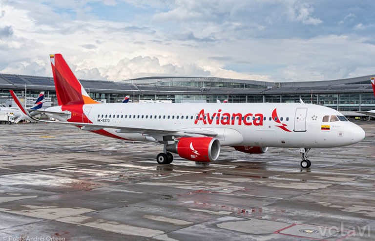 Airbus A320 de Avianca (HK-5273) en el Aeropuerto Eldorado de Bogotá.