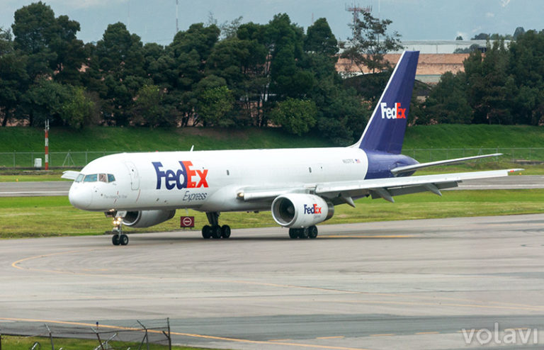 Boeing 757 de FedEx en Bogotá.