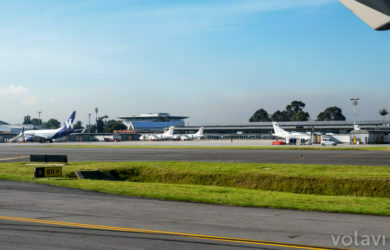 Plataforma del Terminal Puente Aéreo de Bogotá.
