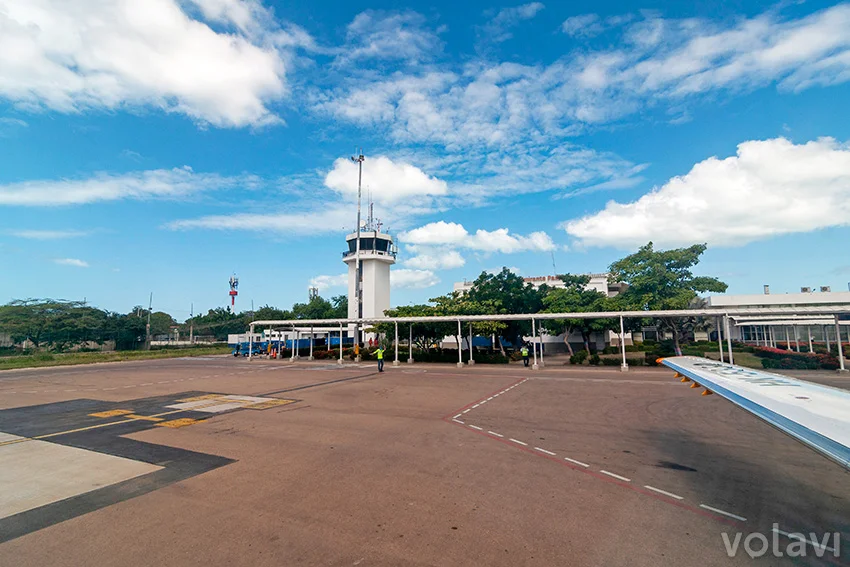 Vuelo inaugural de Sarpa entre Medellín y Riohacha (Embraer 145).