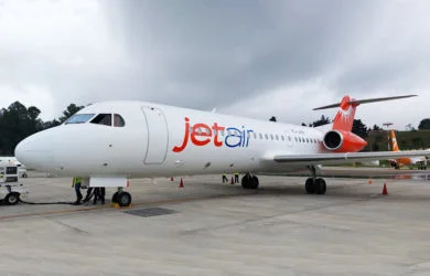 Fokker 70 de Jetair Caribbean en el Aeropuerto José María Córdova de Rionegro.
