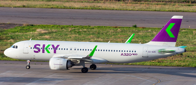 Airbus A320neo de SKY en rodaje.