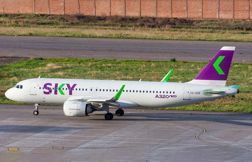 Airbus A320neo de SKY en rodaje.